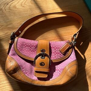 Coach Pink and Brown Signature Shoulder Bag vintage 
Rare!!!